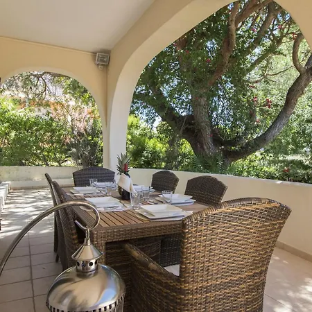 Villa Caravela *