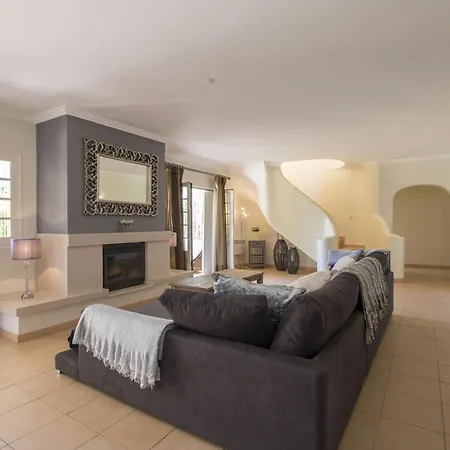Villa Caravela By Algarve Holidays Almancil