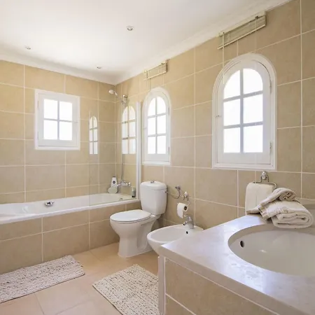 Villa Caravela By Algarve Holidays
