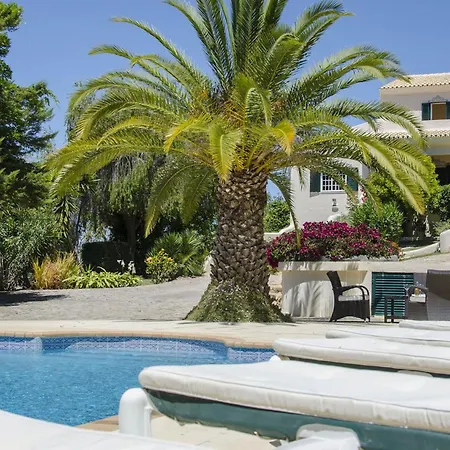 Villa Caravela