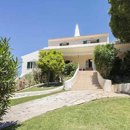 Villa Caravela *