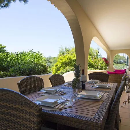 Villa Caravela *